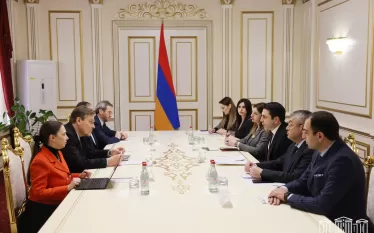 Բերձորի միջանցքի ճգնաժամին տեղում ծանոթանալու նպատակով ՀՀ ժամանած ԵԽԽՎ համազեկուցողներին ընդունել է ՀՀ ԱԺ նախագահը