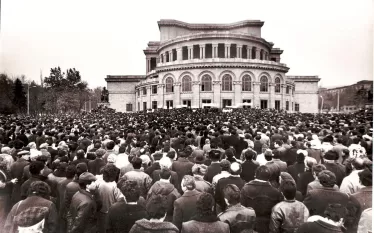 35 տարի առաջ այս օրը սկիզբ առավ Արցախյան շարժումը։