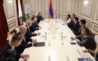 Տեղեկացված ենք Լաչինի ճգնաժամից. դա ամենևին բնապահպանների հարց չէ. Մարիան Քերի