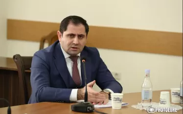 Զինծառայող կանայք ամսական որոշակի գումար են ստանալու. Սուրեն Պապիկյան