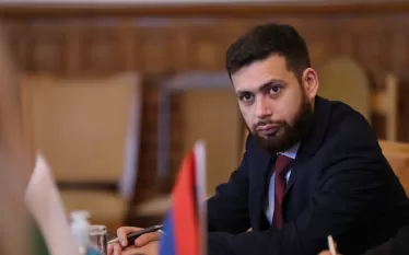 Վաշինգտոնի հետաձգված բանակցությունների ժամկետների մասին առաջիկայում տեղեկություն կլինի. փոխնախարար