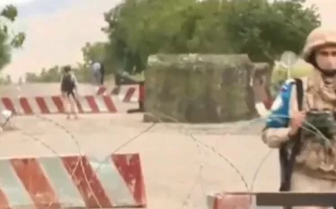 Ռուս խաղաղապահները Աղդամ-Ստեփանակերտ ճանապարհին փշալարեր են տեղադրել