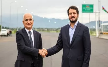 Շահին Մուստաֆաևը Իրանի նախարարի հետ քննարկել է երկու երկրների միջև ձեռք բերված վերջին պայմանավորվածությունները