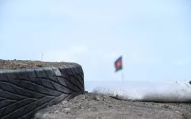 965