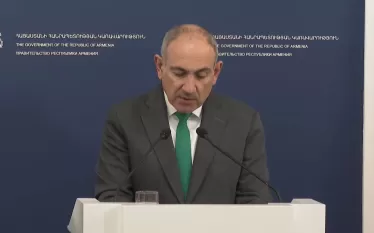 «Վրաստանի վարչապետի հետ քննարկումների ընթացքում խոսել ենք նաև Հայաստանի և Վրաստանի միջև սահմանազատման գործընթացն ակտիվացնելու մասին և պայմանավորվել ենք, որ այդ ուղղությամբ ջանքեր կգործադրենք»,- ասաց նա: