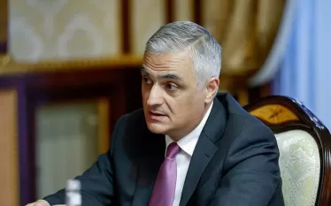 մհեր