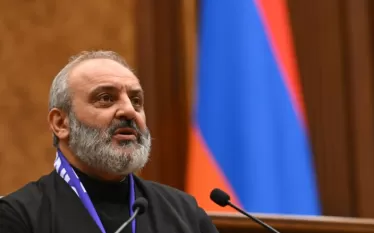 Բագրատ Գալստանյանին մեղադրանք է ներկայացվել՝ ահաբեկչություն, զանգվածային անկարգություն  հոդվածներով: Կալանավորելու միջնորդություն է ներկայացված, շուտով կտանեն դատարան: Այս մասին լրատվամիջոցներին փոխանցել է նրա փաստաբանը: