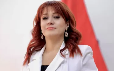 Նազ