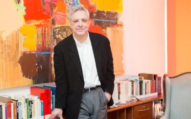 Այսօր, ԱՄՆ նախագահ Դոնալդ Թրամփը Վաշինգտոնում կընդունի Նիկոլ Փաշինյանին և Իլհամ Ալիևին։ Հավանական է, որ հանդիպումն ավարտվի համաձայնագրով՝ Ադրբեջանի և Նախիջևանի միջև տարանցիկ ճանապարհի վերաբերյալ, որը կներկայացվի որպես ԱՄՆ միջնորդությամբ ձեռք բերված «առաջընթաց» և գուցե անգամ կնշանավորվի «Թրամփի ճանապարհ միջազգային խաղաղության և բարգավաճման համար» (TRIPP) անվանմամբ։ Այս մասին գրել  է ՀՀ նախկին արտգործնախարար Վարդան Օսկանյանը:   «Նախքան ծափահարելը, պետք է հստակ ասել․ նշանակություն չունի՝ միջանցքն տնօրինվելու է