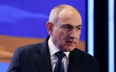 Հայաստանի Հանրապետության և Ադրբեջանի Հանրապետության միջև խաղաղություն է հաստատվել։ Այս գործում անգնահատելի է ԱՄՆ նախագահ Դոնալդ Թրամփի ու նրա վարչակազմի դերակատարումը: Այս մասին իր ուղերձում հայտարարեց ՀՀ վարչապետ Նիկոլ Փաշինյանը։   «Օգոստոսի 8-ից հետո մենք ապրում ենք բացարձակապես ուրիշ, բոլորովին նոր Հարավային Կովկասում, մենք ապրում ենք բացարձակապես ուրիշ, բոլորովին նոր ՀՀ-ում և այս փաստը պիտի գիտակցել։ Մենք՝ երրորդ հանրապետության քաղաքացիներս չգիտենք, թե ինչ է նշանակում ապրել խաղաղության պայմաններում, աշխ