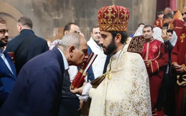 Կաթողիկոսի կամ որևէ հոգևորականի կարգավիճակը պետական իրավասության հարց չէ, այլ՝ Եկեղեցու ներքին ինստիտուցիոնալ որոշում, որը պետությունը պարտավոր է հարգել՝ անկախ քաղաքական կամ անձնական համակրանքներից։ 