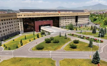 Զենքի օգտագործման կանոնների խախտման հետևանքով զինծառայողը թեթև մարմնական վնասվածք է ստացել․ նրա առողջությանը և կյանքին վտանգ չի սպառնում․ ՊՆ