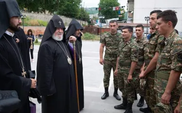 «Մենք այսօր շուրջ 170 տարվա մեջ առաջին անգամ ունենք Կաթողիկոս, ով ծնվել է ՀՀ-ում, մեր Հող ու Ջրի ծնունդն է». Միքայել Մալխասյան