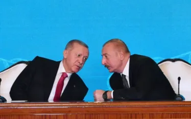 Թուրքիան Ադրբեջանի համար եղբայրական պետություն է, մենք դաշնակիցներ ենք։ Նման հարաբերություններ այլևս չկան: Այս մասին տարվա արդյունքների ամփոփմանը նվիրված մամուլի ասուլիսում հայտարարել է Ադրբեջանի արտաքին գործերի նախարար Ջեյհուն Բայրամովը։   Բայրամովը նշել է, որ հարաբերությունների հիմքը ոչ միայն պատմական կապերն են, այլև երկու երկրների ղեկավարների միջև անկեղծ անձնական հարաբերությունները:  «Թուրքիան միշտ աջակցել է Ադրբեջանին Հայաստանի հետ կապված հարցերում։ 44-օրյա պատերազմից հետո Թուրքիայի և Հայաստանի միջև հար