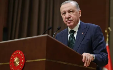 Թուրքիայում որոշ ուժեր գործել են հայկական սփյուռքի հետ համահունչ, այս մասին հայտարարել է Թուրքիայի նախագահ Ռեջեփ Թայիփ Էրդողանը։   «44-օրյա պատերազմի ընթացքում երկրում որոշակի շրջանակներ, միահամուռ լինելով հայկական սփյուռքի հետ, քննադատում էին թուրքական իշխանությունների դիրքորոշումը, որոնք աջակցում էին եղբայրական Ադրբեջանի պայքարին։ Այդ նույն ուժերը Սիրիայից Բաշար Ասադի փախուստի պահին մեզ երկխոսության կոչ էին անում հարևան երկրի տապալված ղեկավարության հետ»,-նշել է նա։