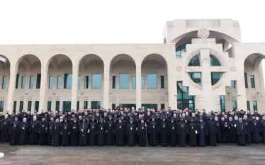 Վերջին ամիսներին Հայաստանի իշխանությունների կողմից Եկեղեցու և եկեղեցականների թիրախավnրմամբ և հետապնդnւմներով խաթարվել է ազգային և եկեղեցական մեր կյանքը. հայտարարություն