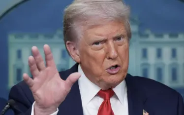 ԱՄՆ նախագահ Դոնալդ Թրամփը չի բացառել ամերիկյան ցամաքային զորքեր Իրան ուղարկելու հնարավորությունը՝ անհրաժեշտության դեպքում ռազմական գործողության նպատակներին հասնելու համար. հայտնում է Time ամսագիրը, հաղորդում է ՌԻԱ նովոստի-ն։  «Թրամփը չի բացառել նման հնարավորությունը։ Նա հայտարարել է, որ, իր կարծիքով, արշավի նպատակները կարող են իրականացվել չորս-հինգ շաբաթվա ընթացքում, թեև ընդունում է, որ ժամկետները կարող են ձգձգվել։ Նրա խոսքով՝ պատերազմը կշարունակվի այնքան ժամանակ, քանի դեռ այդ նպատակները չեն իրականացվել»,- 