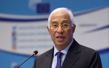 ԵՄ-ն Իրանին կոչ է արել անհապաղ դադարեցնել հարվածները տարածաշրջանի երկրների ուղղությամբ. Իրանի նախագահ Մասուդ Փեզեշքիանի հետ հեռախոսազրույցի ժամանակ ասել է Եվրոպական խորհրդի նախագահ Անտոնիու Կոշտան: Այս մասին նա գրել է X սոցիալական ցանցում։   «Նախագահ Փեզեշքիանի հետ հեռախոսազրույցում ես ընդգծել եմ, որ ԵՄ-ն Իրանին կոչ է անում անհապաղ դադարեցնել հարվածները տարածաշրջանի երկրների ուղղությամբ և վերականգնել նավագնացության ազատությունը Հորմուզի նեղուցում։ Էսկալացիան չի հանգեցնի զինադադարի և խաղաղության, դա կանեն մի