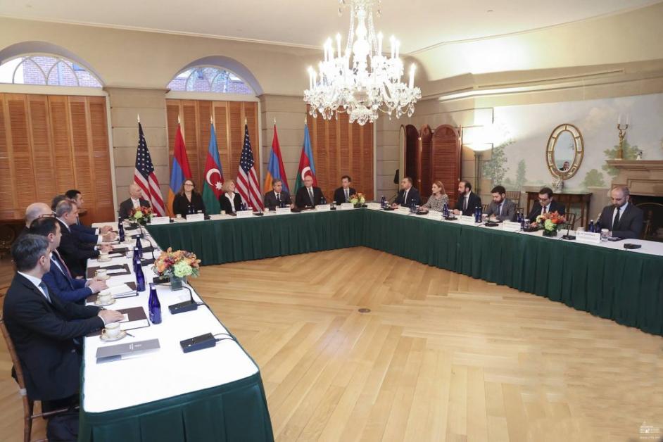 Հավելյալ բարի կամքի, ճկունության և փոխզիջման դեպքում համաձայնությունը հասանելի է․ Բլինքենը՝ հայ-ադրբեջանական բանակցությունների մասին