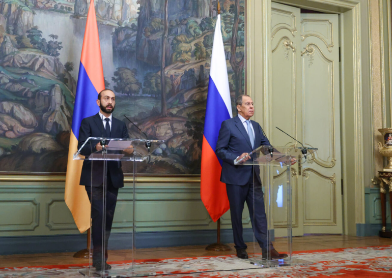 Արտաքին քաղաքականության գերատեսչությունների ղեկավարները քննարկել են երկկողմ, տարածաշրջանային և գլոբալ օրակարգի ընթացիկ հարցեր։