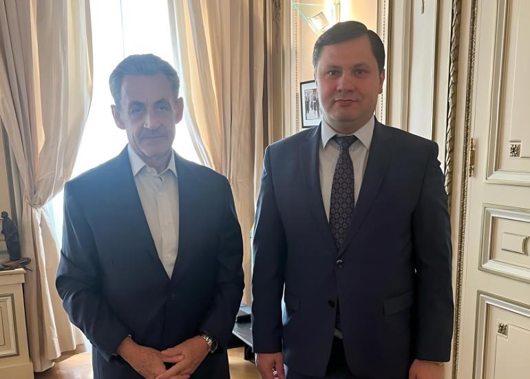 Հանդիպման ընթացքում զրուցակիցները հանգամանալից անդրադարձել են միջազգային աշխարհաքաղաքական ներկայիս իրավիճակին, և հատկապես՝ Հարավային Կովկասում տեղ գտած վերջին զարգացումներին։