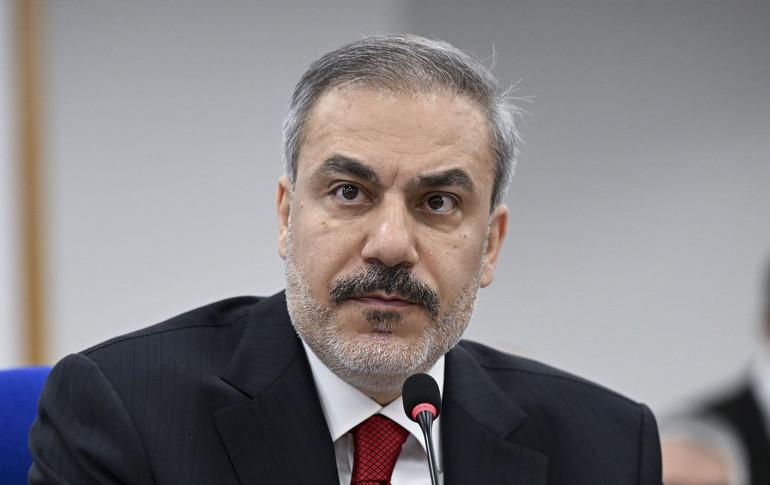 Թուրքիայի արտգործնախարար Հաքան Ֆիդանը ապրիլի 2-ին պաշտոնական այցով կլինի Ֆրանսիայում և կհանդիպի Ֆրանսիայի Եվրոպայի և արտաքին գործերի նախարար Ժան-Նոել Բարոյի հետ: 