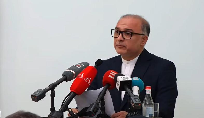 Մենք չենք ցանկանում, որ այս պատերազմը տարածվի այլ երկրներում կամ տարածաշրջանում, եթե այն մեզ չպարտադրվի: Իրանի Իսլամական Հանրապետությունը տարածաշրջանում կպահպանի իր հռչակած կարմիր գծերը և չի շեղվի դրանցից: Փորձվածը փորձելը սխալ է:  Շնորհակալություն ենք հայտնում Հայաստանի Կառավարությանը այս ագրեսիան դատապարտելու վճռական դիրքորոշման համար, և բարձր ենք գնահատում Հայաստանի ազնիվ ժողովրդին զորակցության և աջակցության համար: Մենք զգում ենք հայ ժողովրդի հոգևոր աջակցությունը:  Կեցցե՛ Հայաստանը, կեցցե՛ Իրանը»,- ասաց 