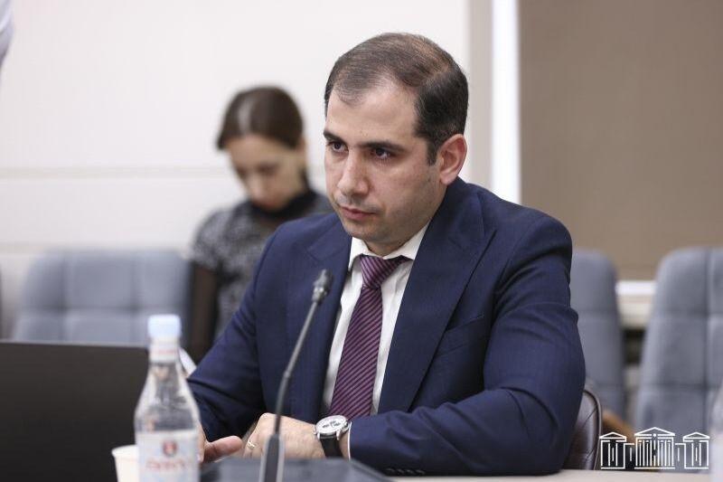 պեկ