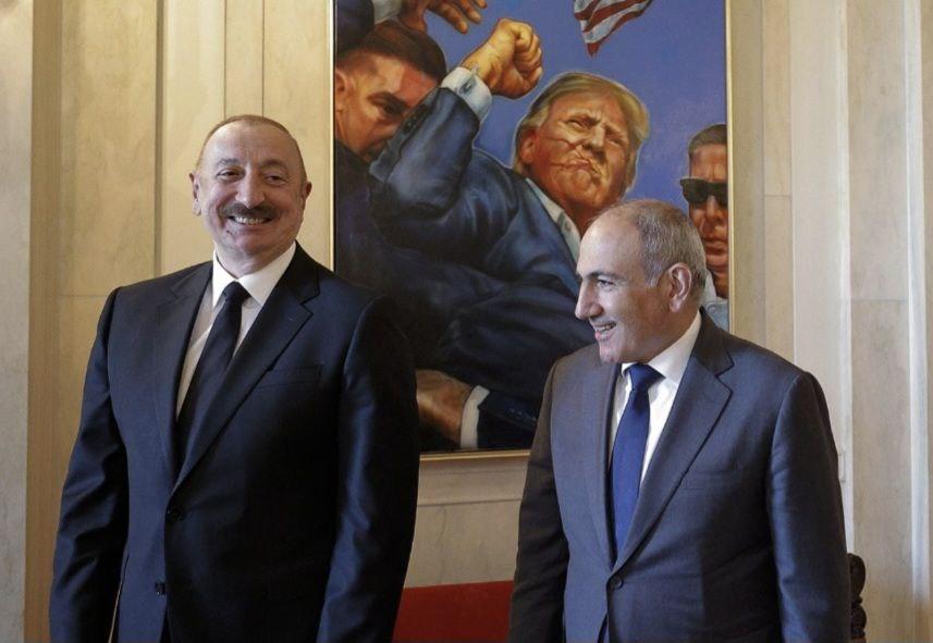 Սա Ղարաբաղի հարցի մասին չէ, Ղարաբաղի հարց չկա, Ղարաբաղի հարցը լուծվել է 1996 թվականին, հիմա գնում է հարցը, թե Հայաստանը ո՞ւմ գրպանում պետք է լինի։ Եվ մենք այսօր ունենք լրջագույն պատմական ձեռքերում՝ ՀՀ-ն ոչ մեկի գրպանում չէ․․․»,- Փաշինյան։ Սա ասում է մի մարդ, ով այսօր Հայաստանի Հանրապետության Անկախության հռչակագրից պատրաստ է հրաժարվել Ադրբեջանի ուղիղ պահանջով․․․Նա ոչ միայն ինքն է իրեն դրել Ալիևի գրպանում, այլ մի ողջ պետություն է այդ վիճակում դրել։ Սա է Արցախի հարցում իր «լրջագույն պատմական ձեռքբերումը․ այս մ