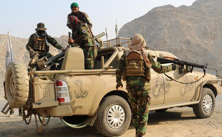 Աֆղանական զորքերը գրոհել են Պակիստանի միջուկային կենտրոնը. կան զոհեր, հայտնում է ՌԻԱ նովոստի-ն։   «Կոկալի շրջանի ռազմական կենտրոնին և ևս մեկ միջուկային կենտրոնին հասցված հարվածներից հետո հարյուրավոր զոհեր և վիրավորներ են տեղափոխվել Իսլամաբադի հիվանդանոց»,- ասված է X սոցիալական ցանցի հրապարակման մեջ։  Հիշեցնենք, որ Քաբուլը փետրվարի 27-ի գիշերը Դյուրանդի գծի երկայնքով գործողություն է իրականացրել պակիստանյան ուժերի դեմ, իսկ ցերեկը սկսել է նորը։ Իսլամաբադն իր հերթին ավիահարվածներ է հասցրել աֆղանական Քաբուլ, Քան