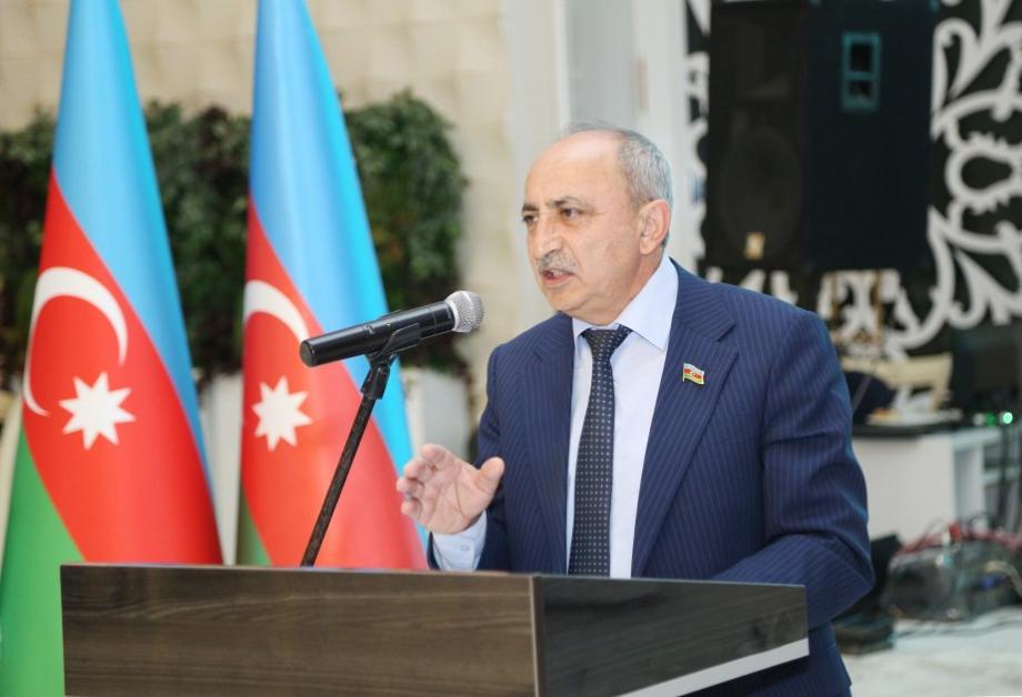 Ադրբեջանում «խաղաղությանը պատրաստվելը» կարծես թե չի բացառում ՀՀ-ի նկատմամբ տարածքային նկրտումները՝ պատմությունը խեղաթյուրելու և «պատմական իրավունք» ձևակերպմամբ նոր պահանջներ առաջ մղելու հաշվին