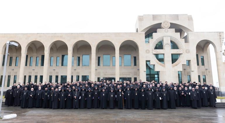 Վերջին ամիսներին Հայաստանի իշխանությունների կողմից Եկեղեցու և եկեղեցականների թիրախավnրմամբ և հետապնդnւմներով խաթարվել է ազգային և եկեղեցական մեր կյանքը. հայտարարություն