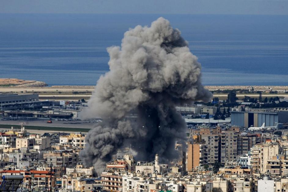 Իրանի պետական ​​հեռուստատեսությունը հայտարարել է, որ մարտի լույս 11-ի գիշերը Իրանի կողմից Իսրայելի տարածքի և տարածաշրջանում ԱՄՆ ռազմական օբյեկտների ռմբակոծությունը դարձել է Իսլամական Հանրապետության ամենազանգվածային հարձակումը տարածաշրջանում հակամարտության էսկալացիայի սկզբից ի վեր:  «Ճշմարիտ խոստում – 4» գործողության վերջին՝ 37-րդ ալիքը, որն իրականացվել է այսօր գիշերը, դարձել է Իրանի ամենազանգվածային գործողությունը տարածաշրջանում հակառակորդի ուժերի և օբյեկտների դեմ», –  նշել է հեռուստատեսությունը։ Վերջինիս տ