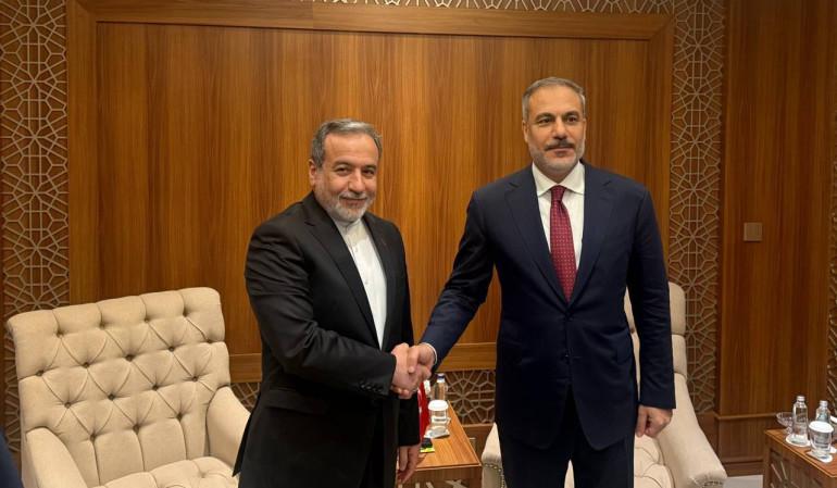 Թուրքիայի արտգործնախարար Հաքան Ֆիդանը իրանցի գործընկեր Աբբաս Արաղչիի հետ հեռախոսազրույցում հայտարարել է Թուրքիայի օդային տարածքի խախտման անթույլատրելիության մասին և ընդգծել, որ Անկարան կձեռնարկի անհրաժեշտ պատասխան միջոցներ, հայտնում է ՌԻԱ Նովոստի-ն:   «Թուրքիայի արտաքին գործերի նախարար Հաքան Ֆիդանը Իրանի արտաքին գործերի նախարար Աբբաս Արաղչիի հետ զրույցում ընդգծել է, որ Թուրքիայի օդային տարածքի խախտումն անընդունելի է, և որ Թուրքիան կշարունակի ձեռնարկել բոլոր անհրաժեշտ միջոցները՝ ի պատասխան դրա»,- հայտնել է գ