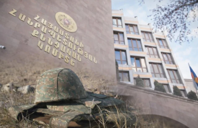 Հունիսի 10-ին ՊՆ սպա Ն.Ա.-ի մահվան դեպքի առթիվ նախաձեռնվել է քրեական վարույթ, կատարվում է նախաքննություն: Այս մասին հայտնում են Քննչական կոմիտեից:  ԶԼՄ-ները գրել էին, որ Բաղրամյան զորամարզադաշտում երեկ սպա է մահացել։ Դեպքը տեղի է ունեցել տանկային վարժանքների ընթացում։